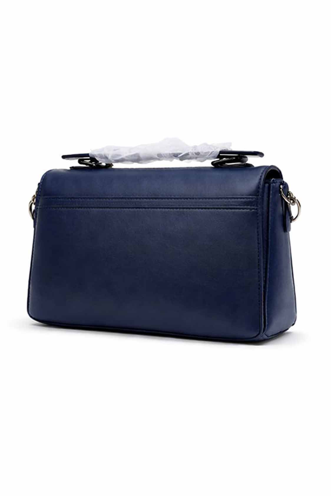 Rocker shoulder bag with flaps xn